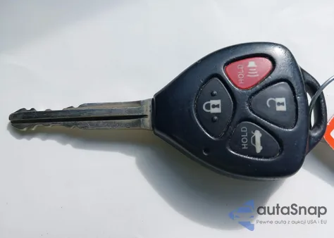 2011 Toyota Camry Le from USA, damaged, VIN 4T4BF3EK2BR098092